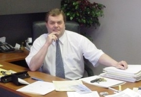 Randy Reutz - owner of Country Life Financial